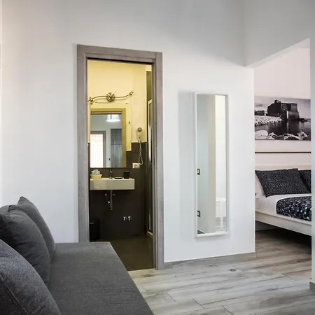 게스트하우스 Solarium Al Duomo By Wonderful Italy 나폴리